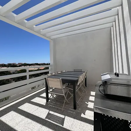 Duplex De Standing Pour 7 Pers. Avec Terrasse Et Parking A 500m De La - Fr-1-81-642 Hébergement de vacances *
